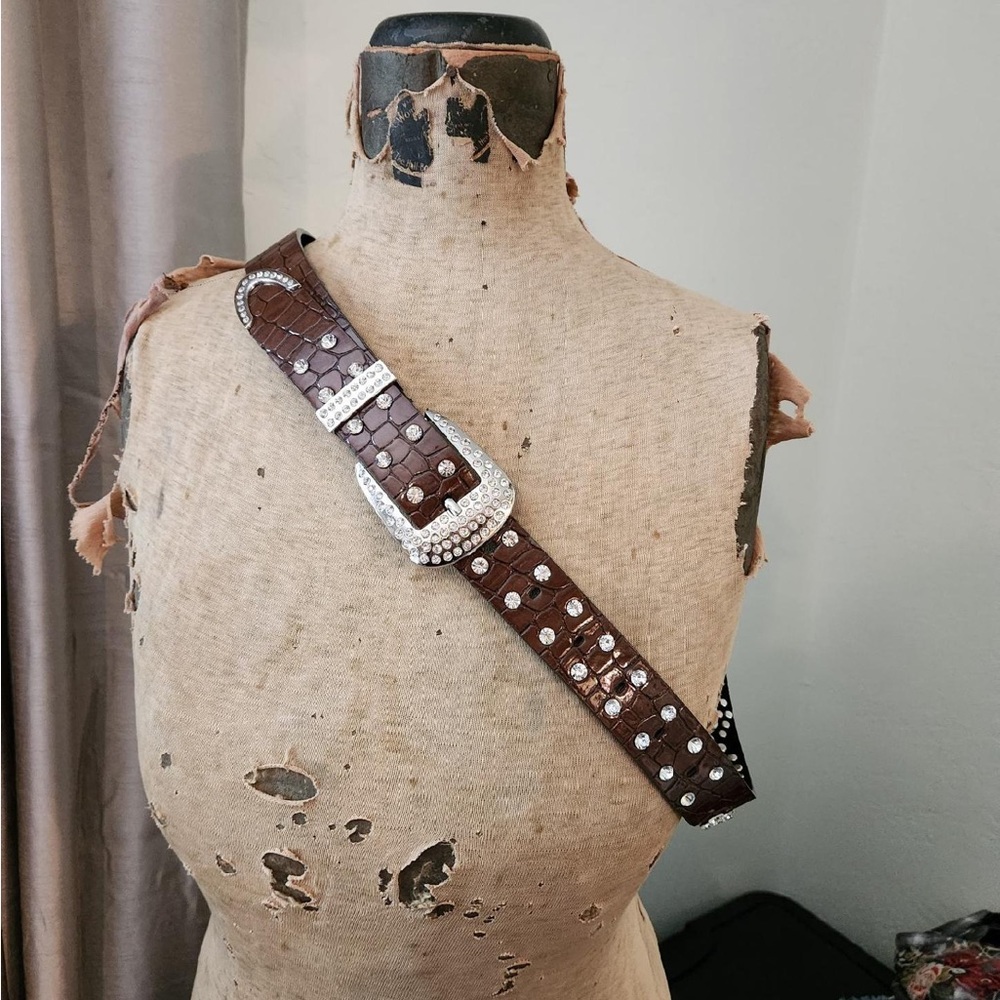 Blinged brown belt